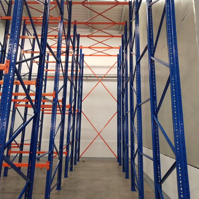 China 1200x1000 Drive In Racking 3 Pallets Depth For Cold Warehouse on sale