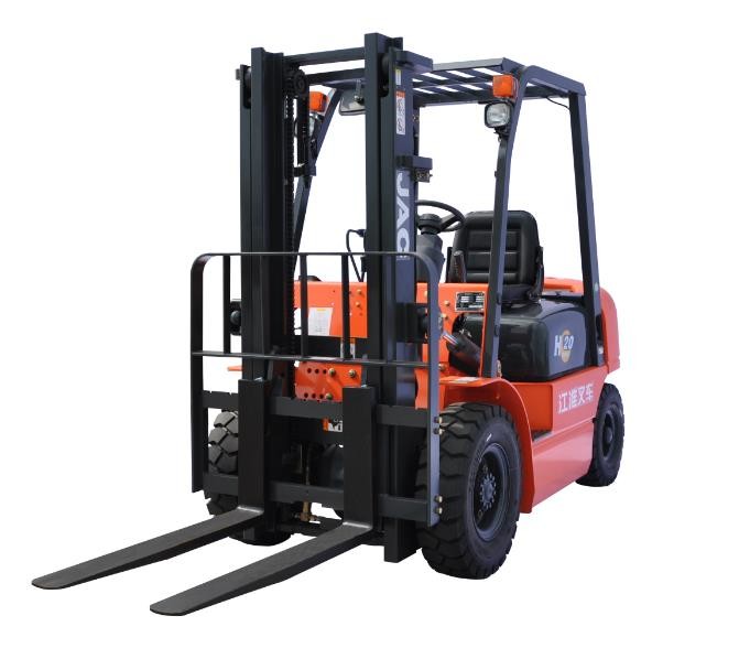 Cheap JAC Diesel Forklift Truck Lifted Diesel Truck 2 Ton Loading Capacity With Isuzu Engine for sale