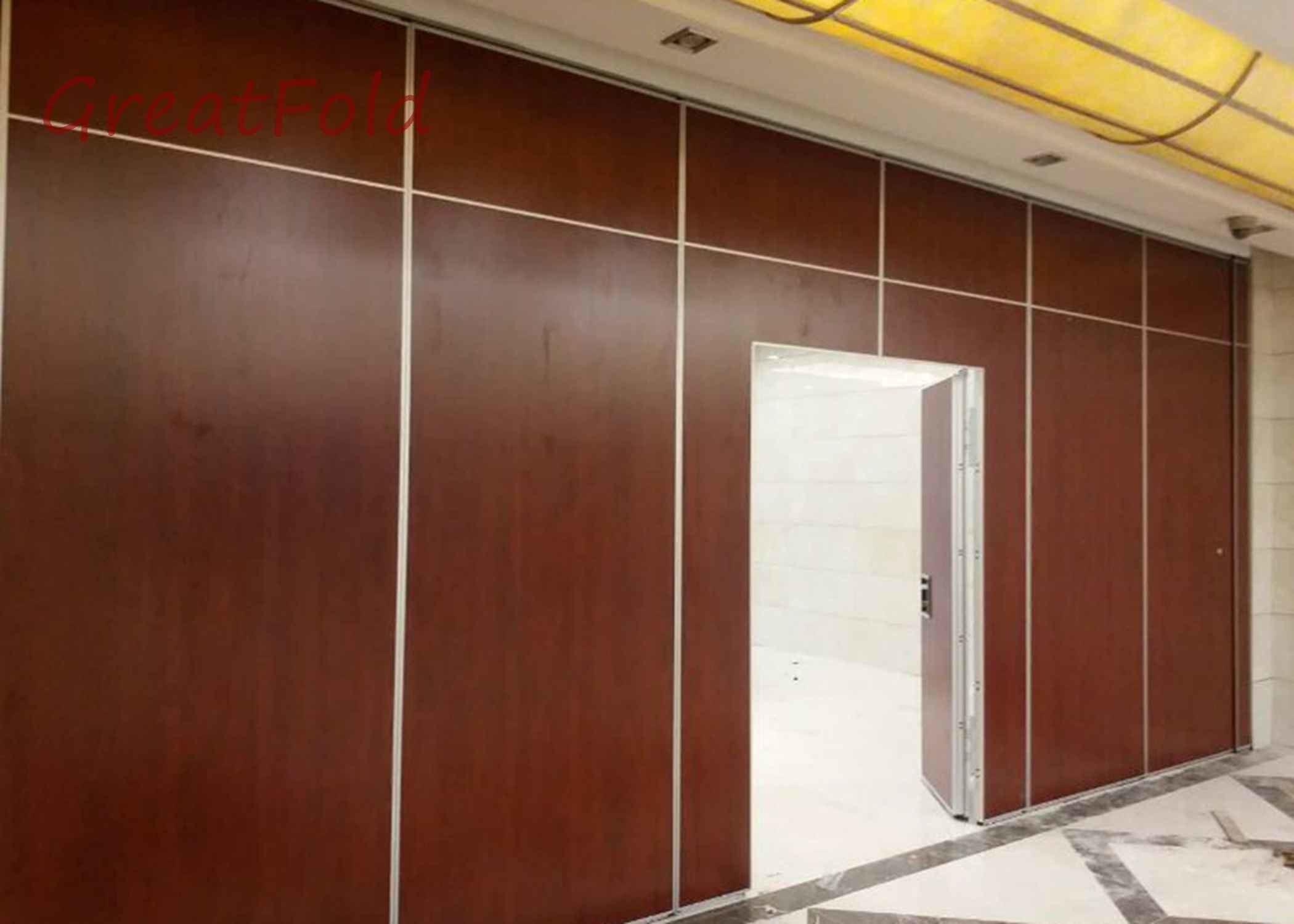 China Movable Aluminium Door Track Acoustic Folding Room Divider Sliding Partition Wall on sale