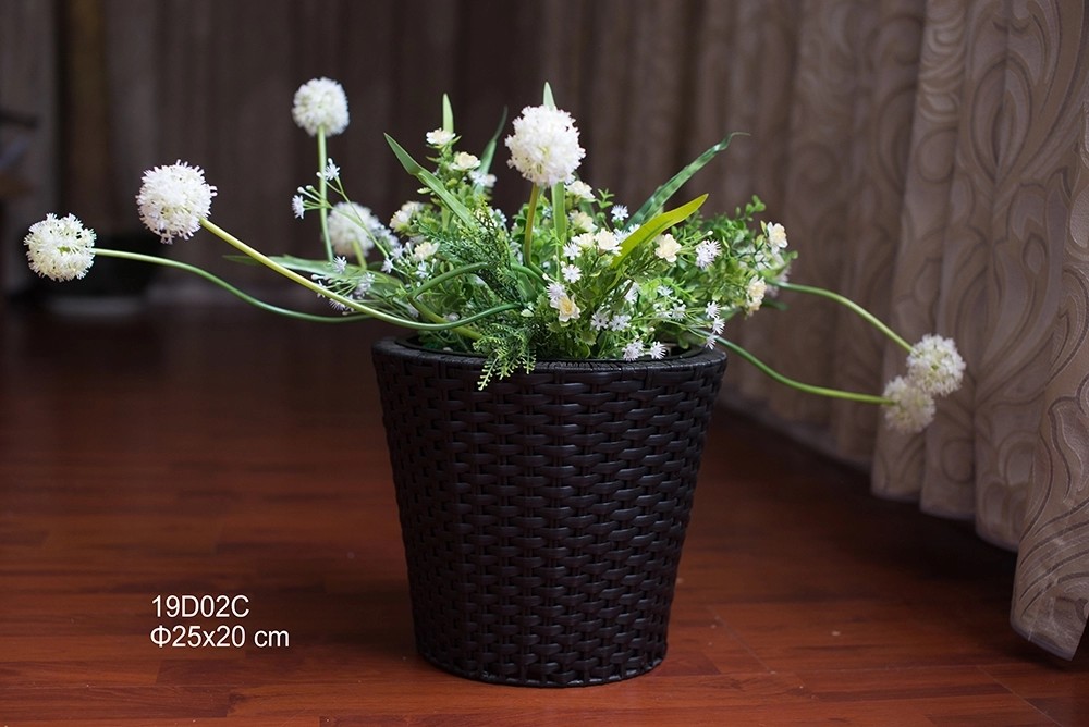 China 25cm Round shape Black color PE rattan woven flower pot and plant pots,hanging flower pot, flower pot on sale
