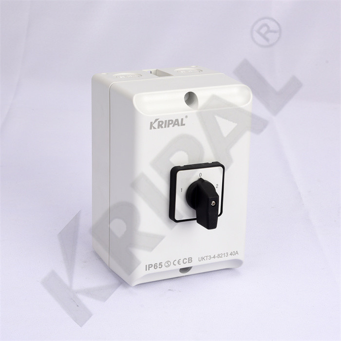 China 3P 4P 230V IP65 Universal Changeover Switch with protective box on sale