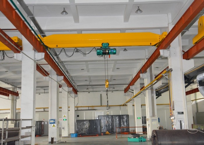 China 1Ton To 10Ton Wireless Radio Remote Control Overhead Crane Single Beam Bridge Crane on sale