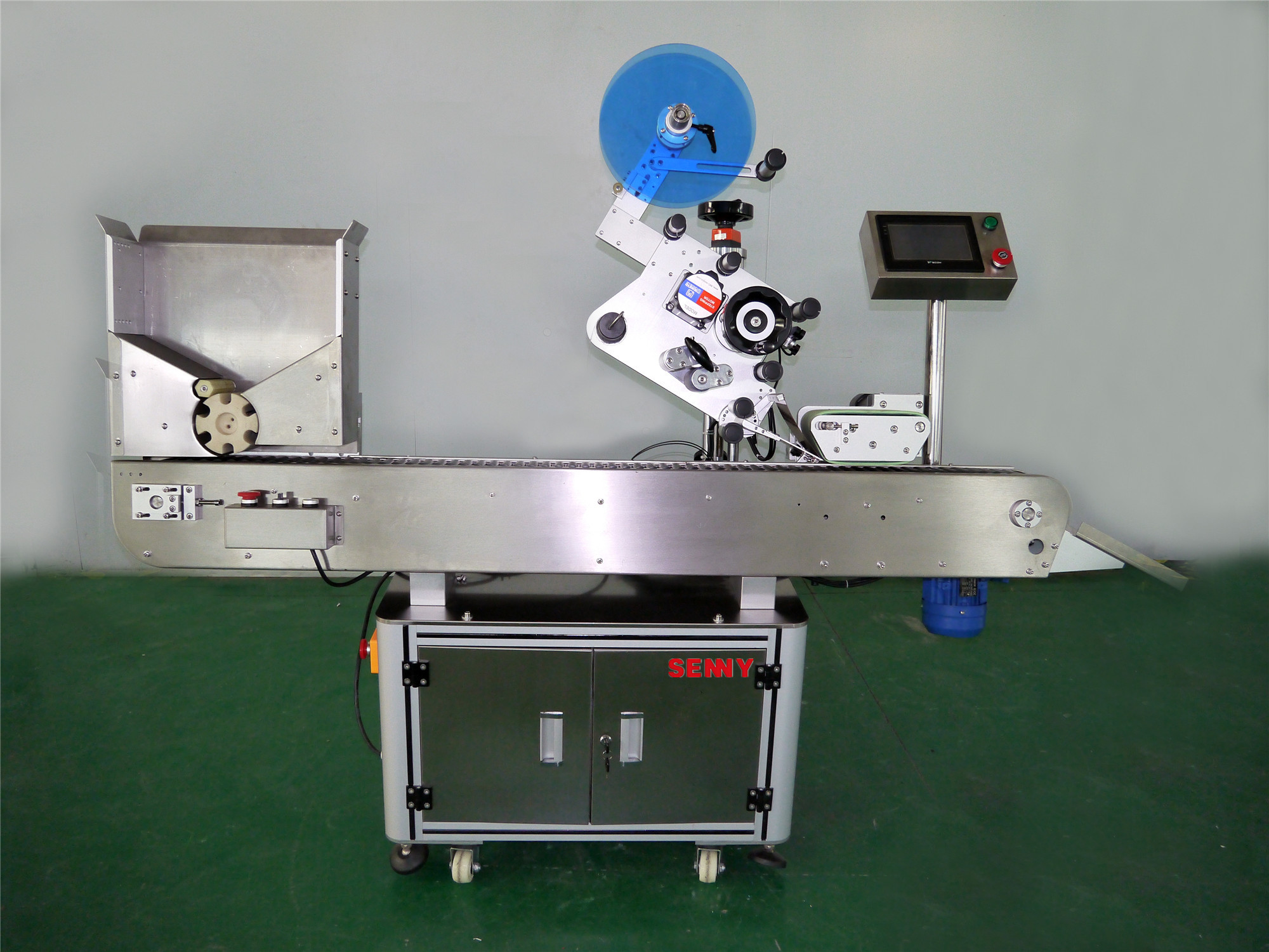 China CE approved 220V 50HZ Automatic Labeling Machine For Lipstick on sale