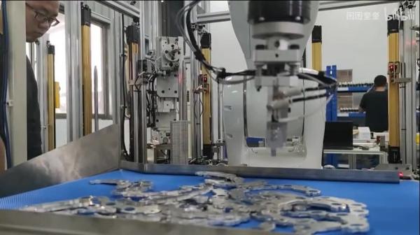 Cheap Handling Robotic Arm MZ01-01 With Programmable Robot Arm 6 Axis As Compact Industrial Robot for sale