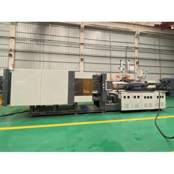 TUV Horizontal 200 Ton Injection Molding Machine With Robot Arm