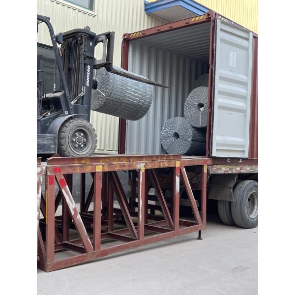 Point Welded CWC Reinforced Mesh 2.4MM ISO 9001 Pipeline Coating Mesh