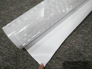 China Honeycomb PVC Reflective Flex Banner 340g for Solvent/Eco-Solvent Printing outdoor on sale