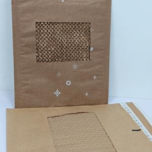 Earth-Crush Proof: Plastic-Free Mailers with Hexagon Armor
