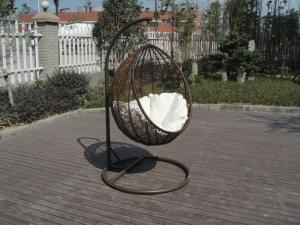 China Excellent Contemporary Outdoor Rattan Furniture Swing Chair For Cafe on sale