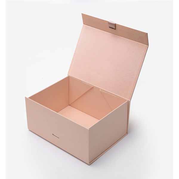 Light Pink Flat Foldable Packaging Box Rigid Customized Design 2mm Thickness