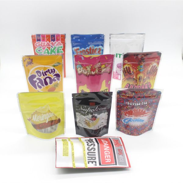 ISO9001 Resealable Food Pouches Soft Touch Mylar ziplockk Stand Up Bags