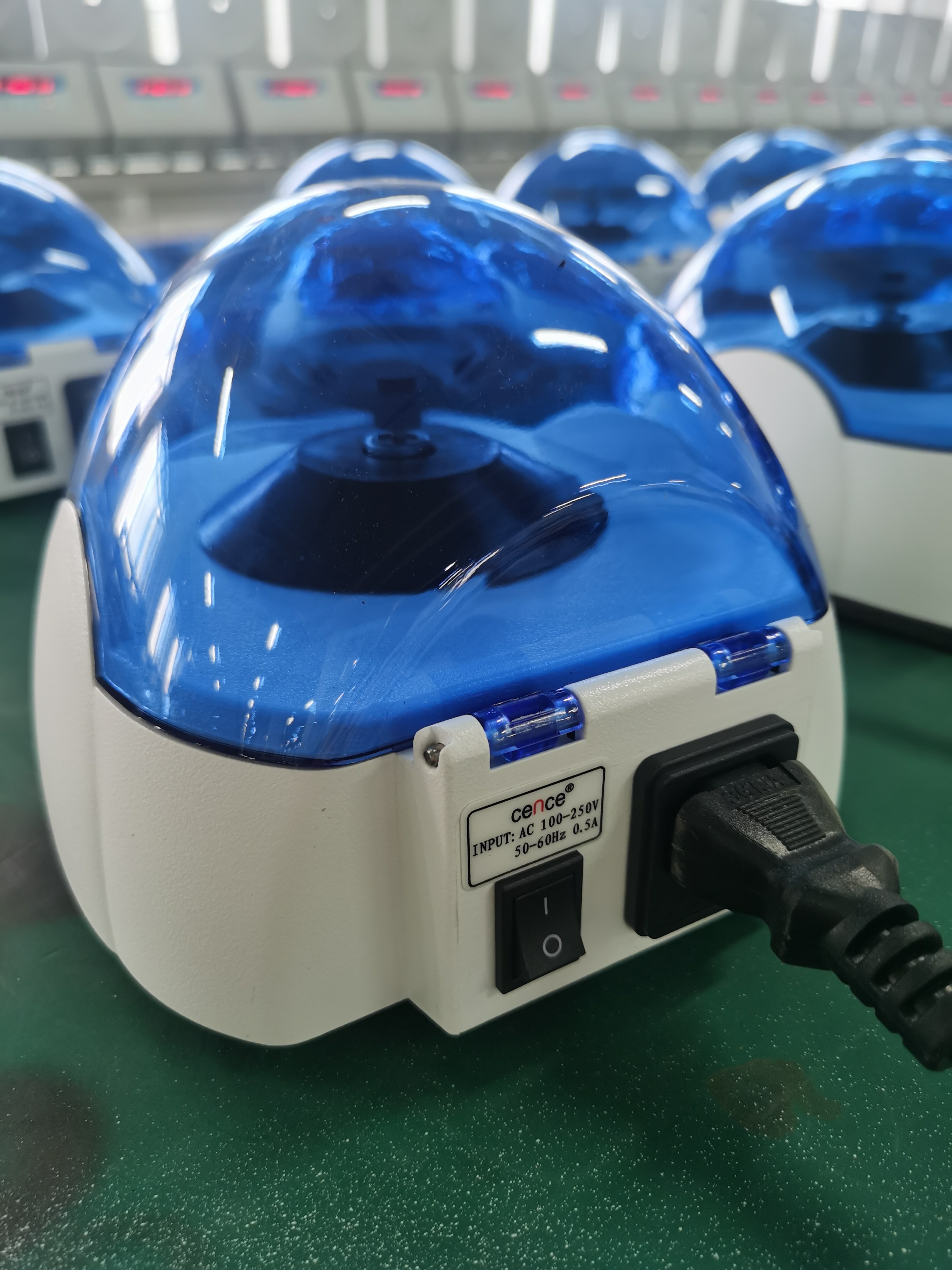 WTL-4K Micro Low Speed Centrifuge Mini Portable 4000rpm
