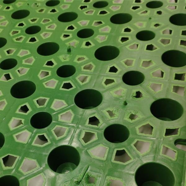 Protect Turf Product Feature Ecofriendly HDPE Impounding Drainage Cell Mat Board