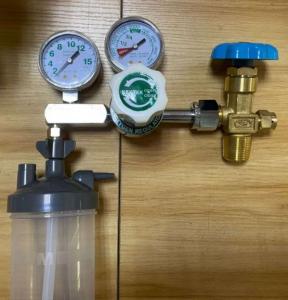 China High Pressure Natural Gas Regulator Cga 540 Connector Brass Material Medical Oxygen Pressure Reducing Regulator on sale