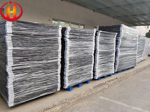 Cheap Reusable Waterproof Corrugated Plastic Packaging Sheets Black 48x96 for sale