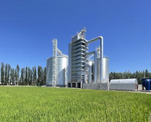 China Moisture Reduction Corn Dryer Machine With Versatility Scalability Technical Parameters Energy-Smart Design on sale