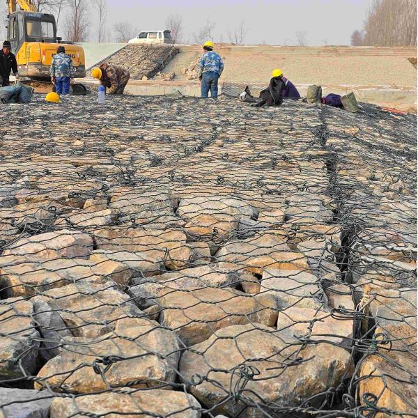 Hot Dip Galvanized 275g/M² Gabion Cage Retaining Wall Wire Mesh For Durable Construction