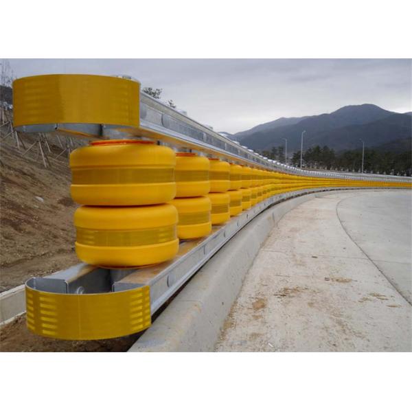 Yellow Red EVA Filled Safety Roller Barrier High Energy Absorption Low Reaction