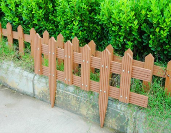 Antiseptic Waterproof Wood Plastic Composite WPC Fence