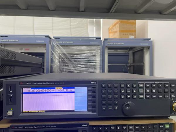 High Power Rf Analog Signal Generators Agilent Keysight N5171B 1 GHz EXG Signal