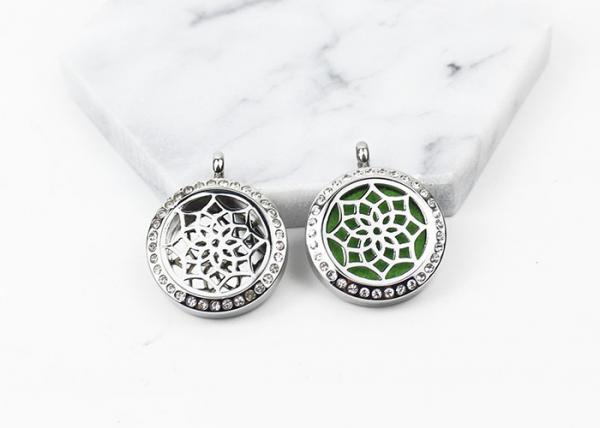 Custom Stainless Steel Essential Oil Jewelry Diffuser Locket Necklace