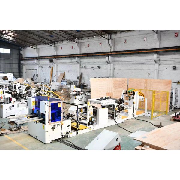 Fully automatic high speed napkin paper serviette quarter folding machinery production line