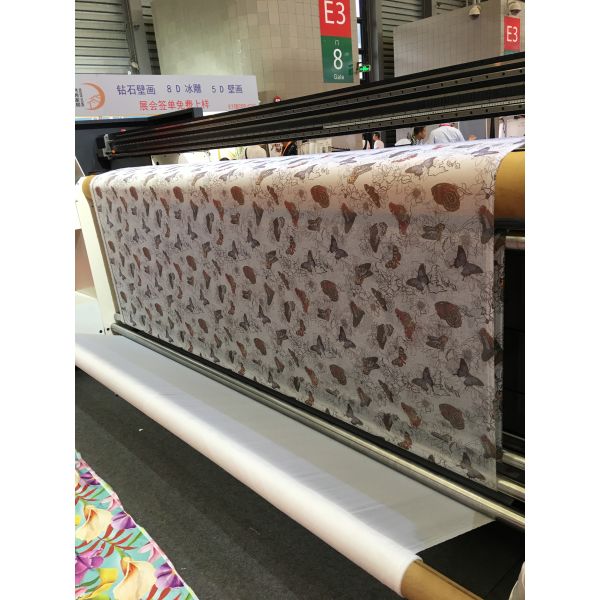 High Speed Industrial Digital Textile Printer With Waterbased Pigment Ink