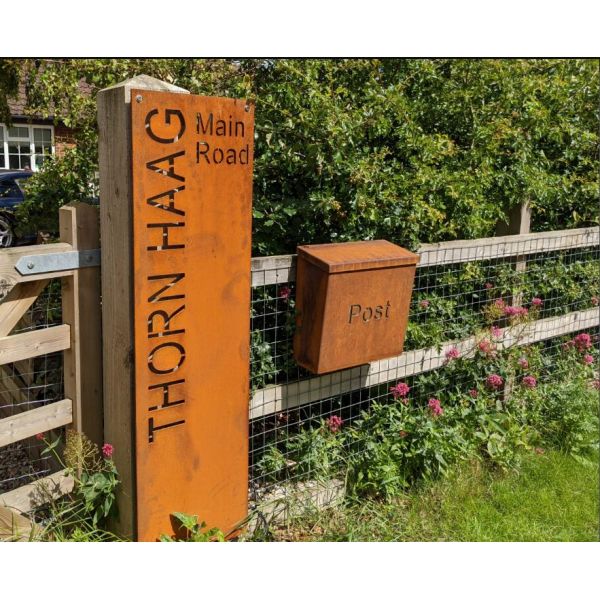 Freestanding Country Boulevard Decorative Sign Weathering Steel Signage