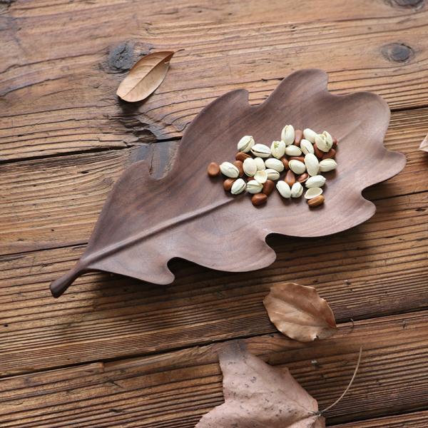 Hand Carved Diy Wood Serving Tray , Wooden Coffee Table Tray Leaf Shaped