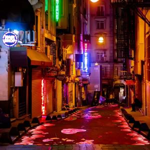 5000 Lumens Waterproof Interactive Projector 6 Channels With Software