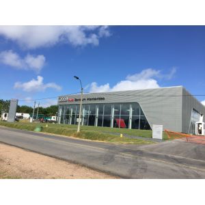 Best Steel-structured Car Showroom With Modern Aesthetics wholesale