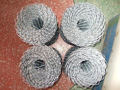 Hot Dipped Galvanized Brick Wall Mesh Coil Absorb Vibration ISO Certified