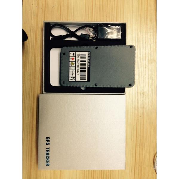 Waterproof Magnetic GPS Tracker , Easily Install Spy Tracking Devices For Vehicles