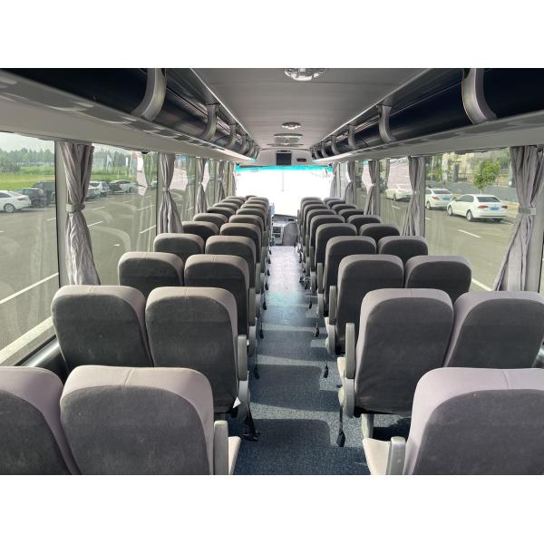 Yu Tong Luxury Tour Passenger Coach Bus 50-65 Seating Arrangements and Measurements