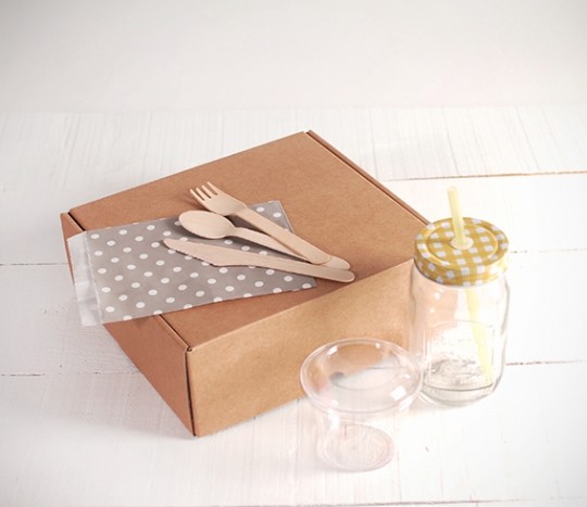Brown Take Out Recycled Paper Food Bags Embossing Printing With Handle