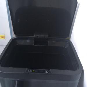 12L Anti - Rust Touchless Garbage Can , Automatic Trash Cans Touchless