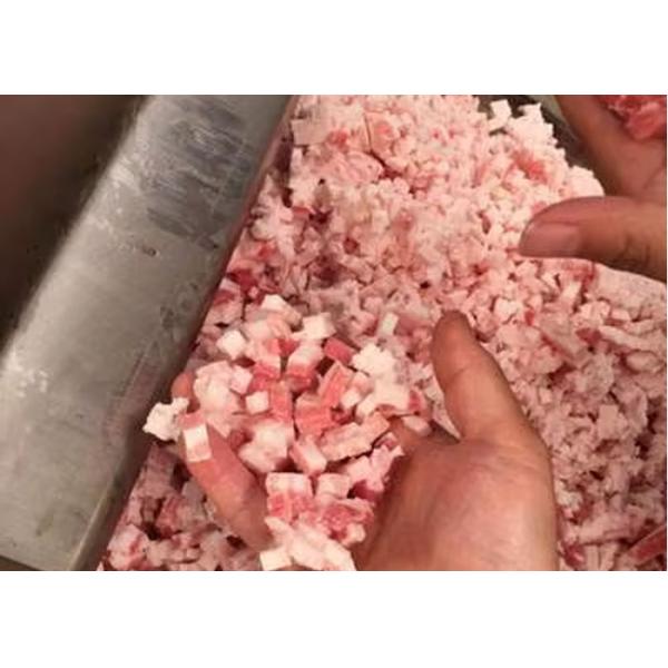 Automatic Chicken Meat Processing Dicing Machine With Outlet Conveyor Belt