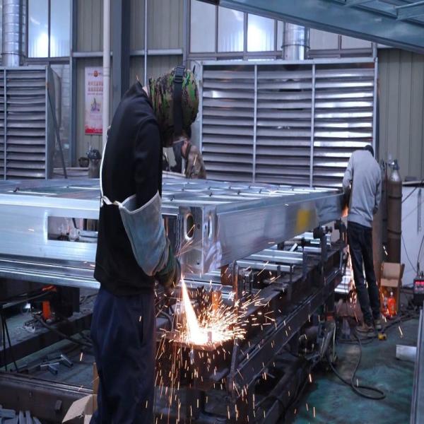 Expandable Modern Design White Prefab Folding Container House for Small Office or Villa