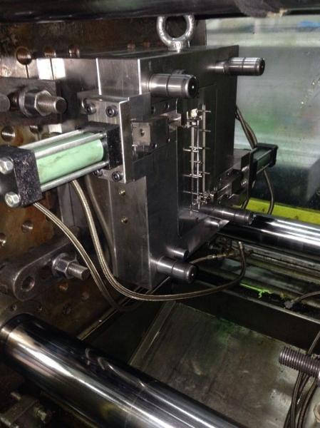 Cheap S136 Plastic Injection Mold Tooling , Custom Plastic Moulding With Moldflow Analysis Report for sale