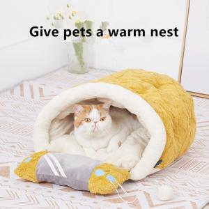 Best Arctic Velvet Game Machine Two Cats In Bed Cushion Plush Warm Semi Enclosed Cat Nest Dual-Use Pillow wholesale
