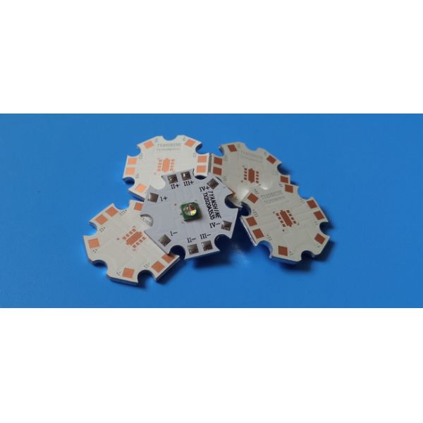 Ceramic SMD3535 XP-E size LEDs Smallest RGBW Package LED 5W 240lm