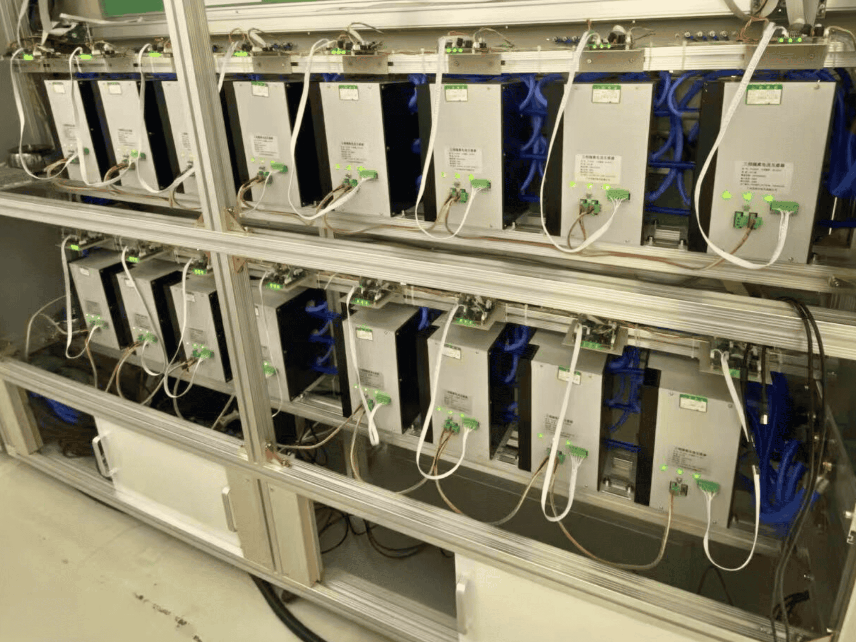 Three-Phase Through-Type Current Isolating Transformer 200A Version