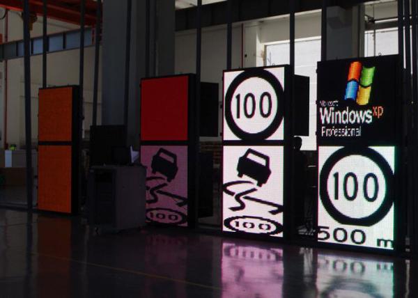 Full Matrix P25 LED Variable Message Signs Esay Transportation with Module
