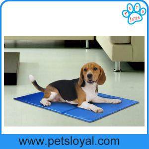 China Re-useable self-cooling nontoxic dog cooling pad pet gel bed mat China Factory on sale