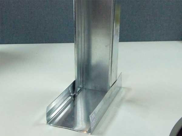 0.18mm Z40 Zero Spangle Galvanized Steel Shinny Surface Non Skin Pass Chromated Unoiled For Roofing Building Material