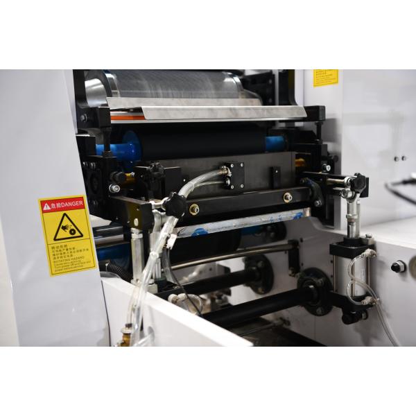 Fully automatic high speed napkin paper serviette quarter folding machinery production line