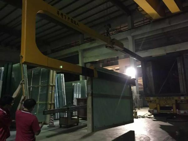 Cheap C Shape Container Loading&Unloading Crane,U Shape Container Lifting Crane,C Shape Glass Crate Unloading Machine for sale