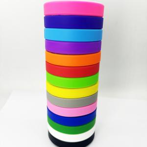 Customd Solid Silicone Wristbands Personalized Bracelets for Promoting Business