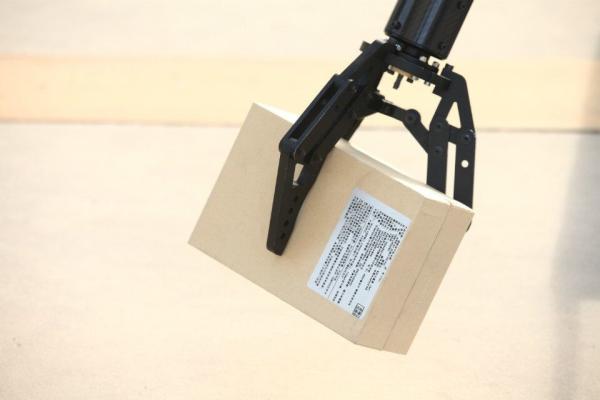 Cheap ER3 EOD Bomb Disarming Robot , Flexible Explosive Bomb Diffusing Robot for sale
