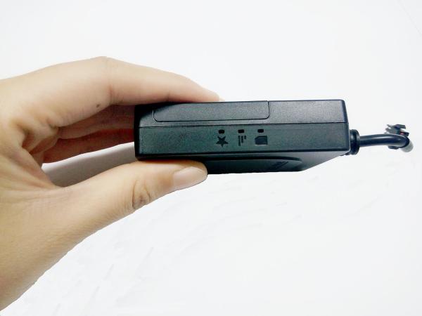 Cheap Advanced  Mini GPS Tracking  Device Remote Control  With Global Real Time  Update for sale